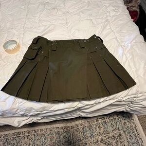 Olive Pleated Utility Kilt